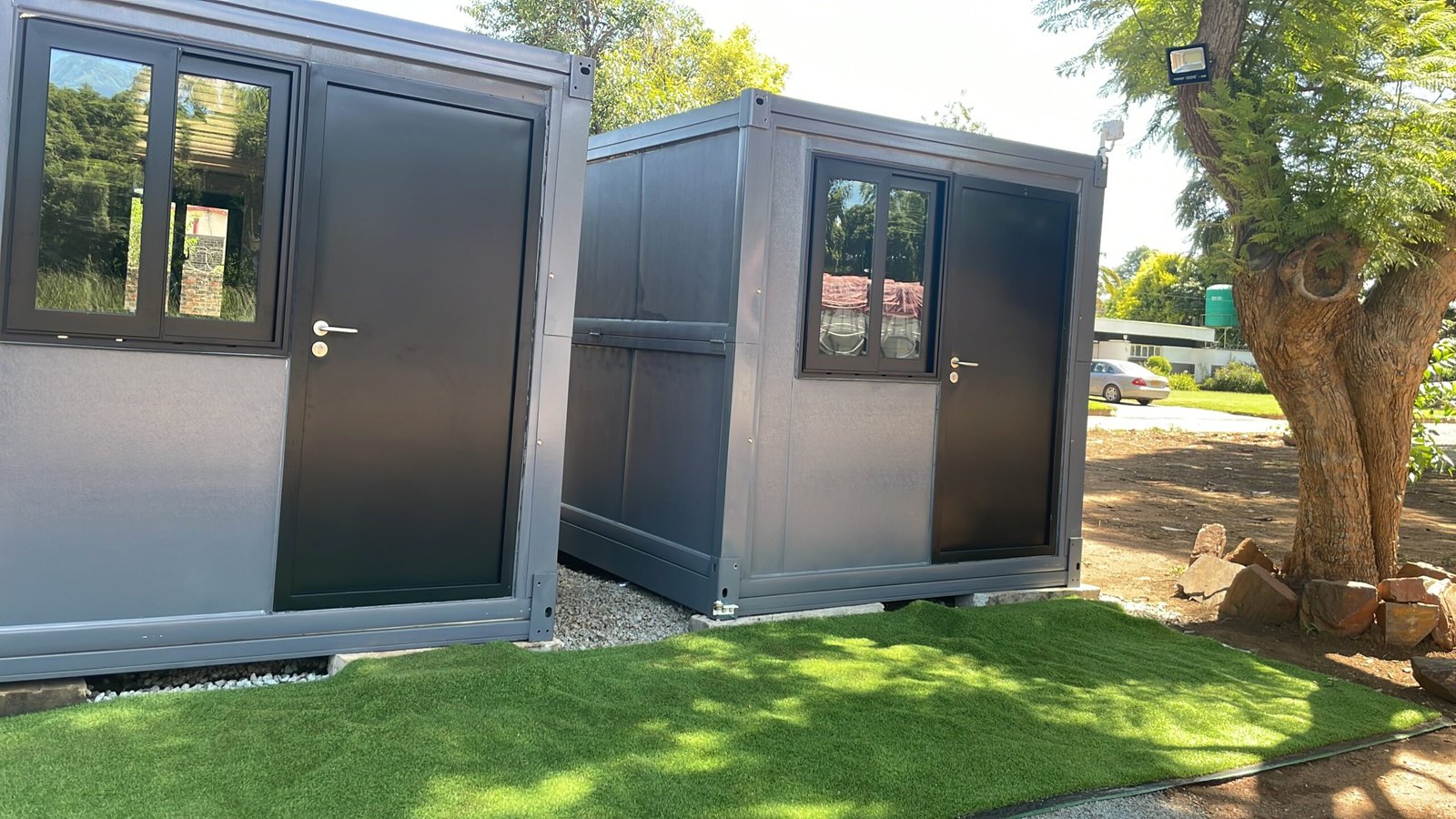 35929333-2205-4F17-979D-DECE18FC1E9A